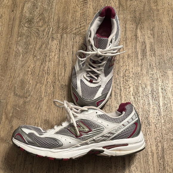 New Balance Shoes - New balance tennis shoes 400